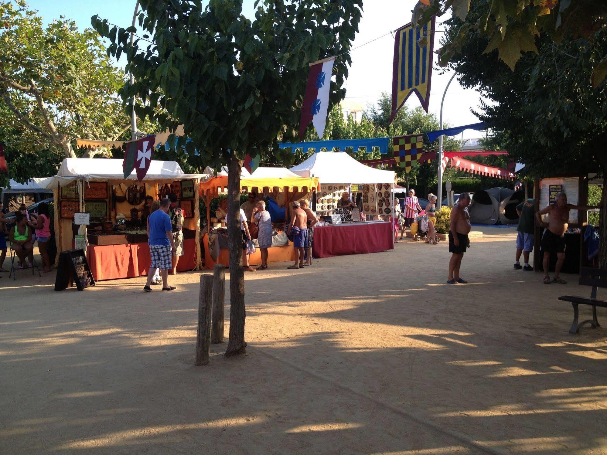Camping El Camell Pineda de Mar Buitenkant foto